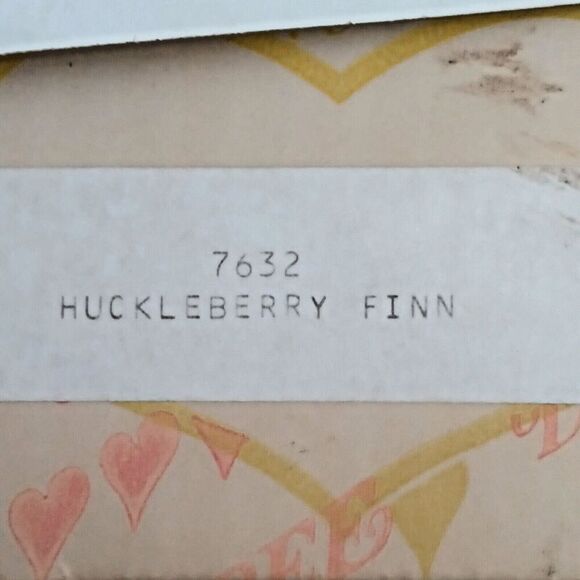 Vintage Effanbee Doll, 7632 Huckleberry Finn - Picture 3 of 12